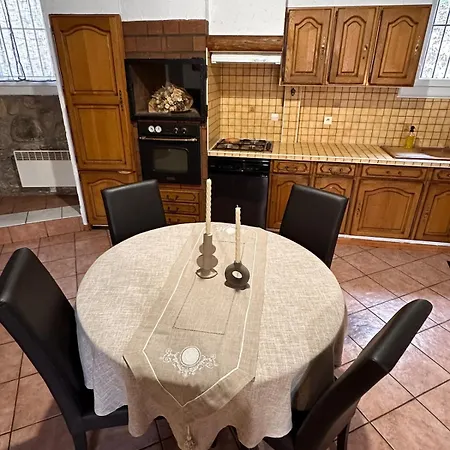 Maison De Village En Pierre Dom wakacyjny